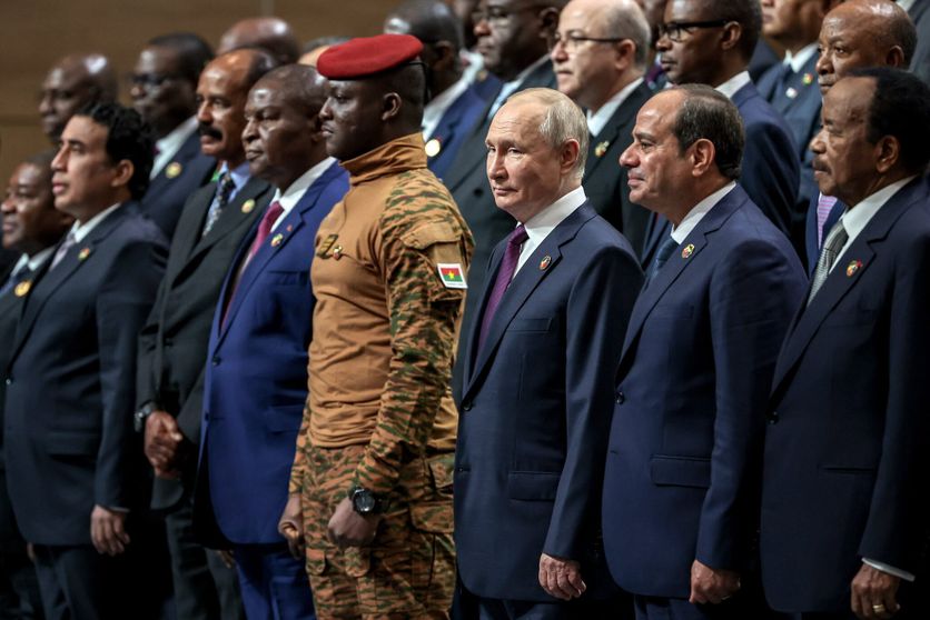 Cest-marge-sommet-Russie-Afrique-Saint-Petersbourg-juillet-lidee-village-cense-accueillir-migrants-dAfrique-Sud-emerge_0
